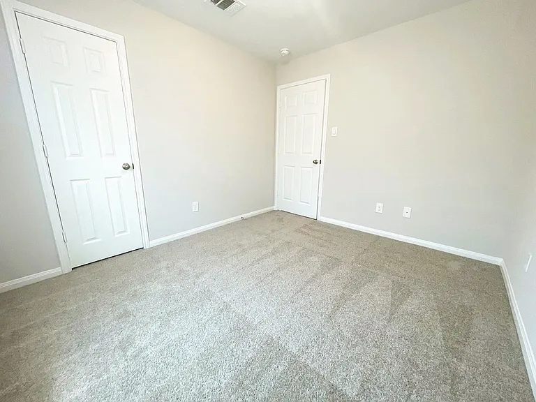 340 County Road 5105 — Photo 10