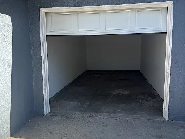 1124 Ramona Ave — Photo 13