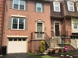 5818 Iron Willow Ct, Alexandria, VA 22310