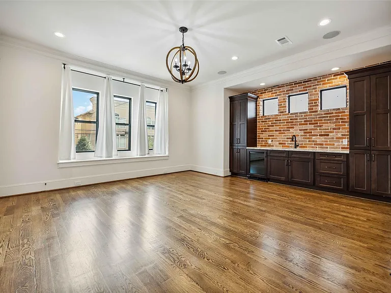 215 Malone St — Photo 37