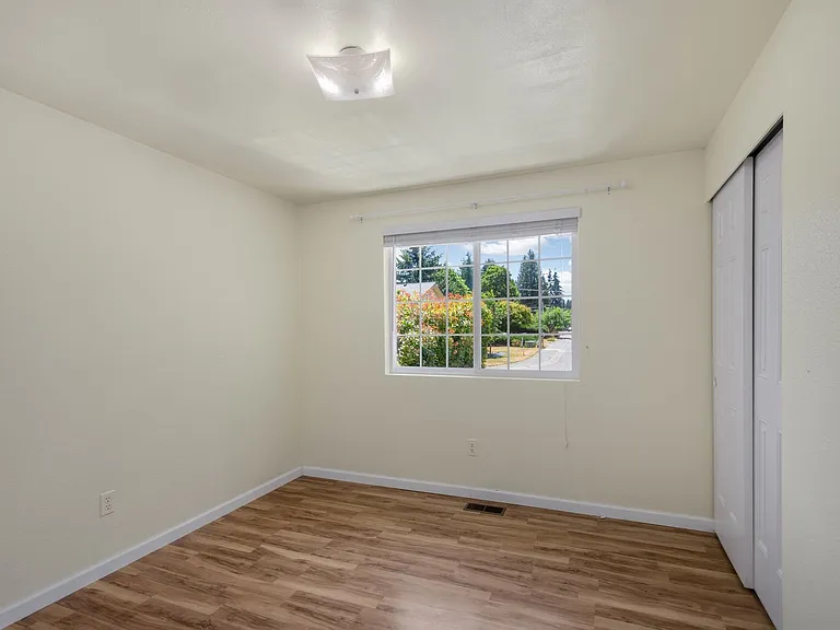 11100 NE 132nd Pl — Photo 14