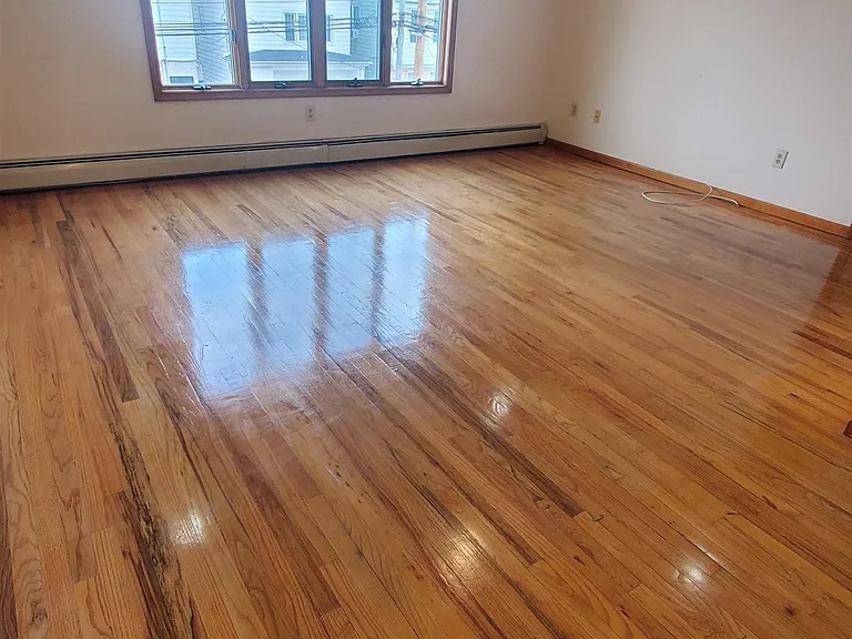 81 Prospect Ave — Photo 3