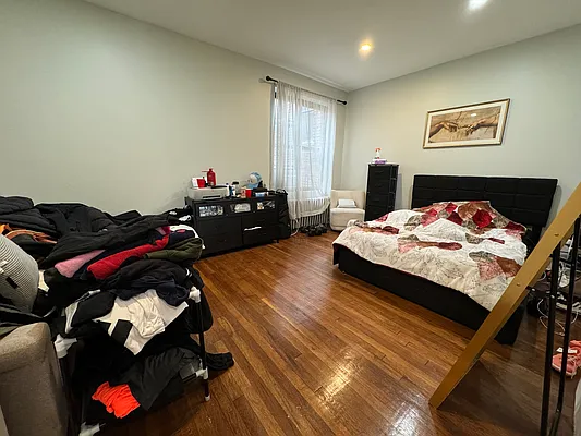 Rented by Highline Residential | media 7
