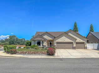 2514 Warm Spring Ln, Redding, CA 96003