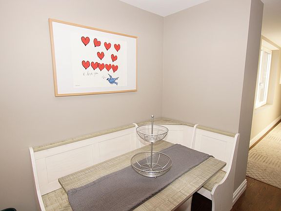 5th image of 1308 N Lasalle St #3