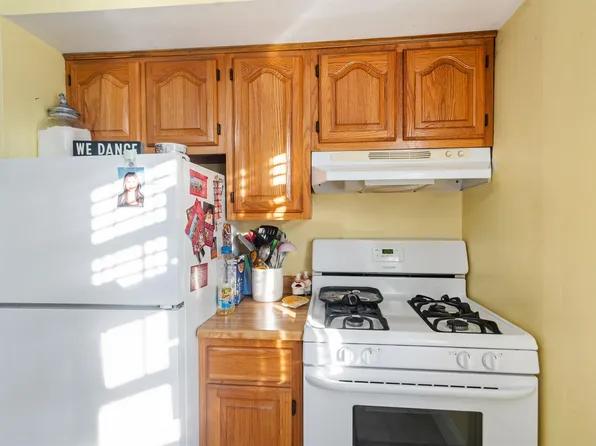 1041 Stonewall Lane image 30 of 48