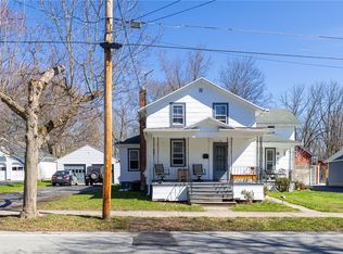 31 Maplewood Ave, Honeoye Falls, NY 14472