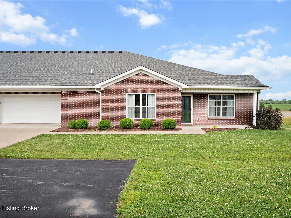 1st image of 28 Hunters Ridge Dr