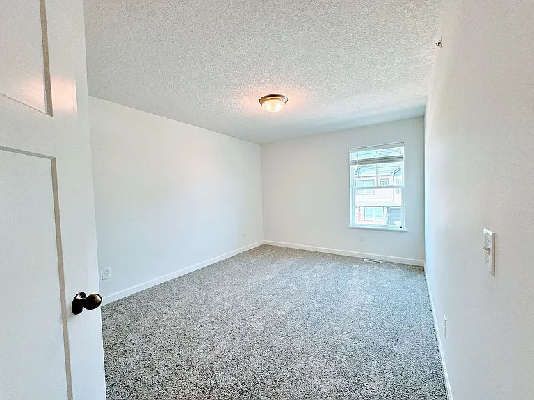 Upper Level - Bedroom 2