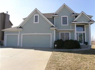 9922 N Skiles Ave, Kansas City, MO 64157