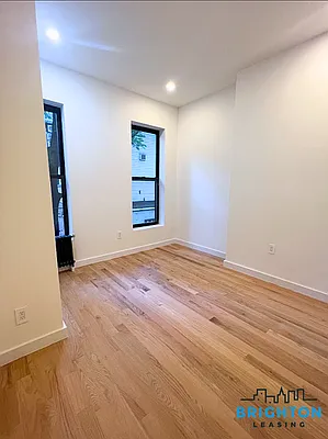 Rented by Brighton Management | media 7