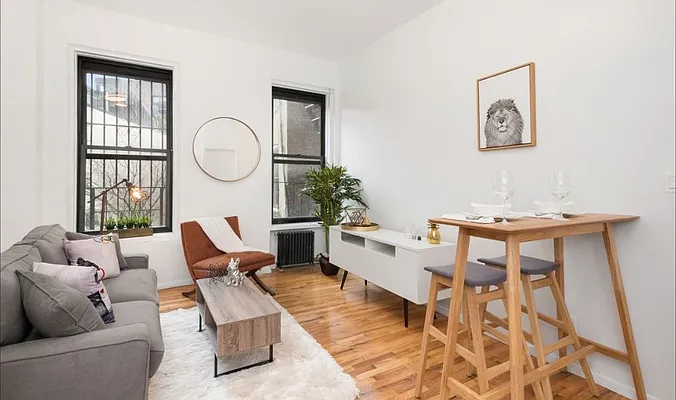 Rented by Compass | media 11