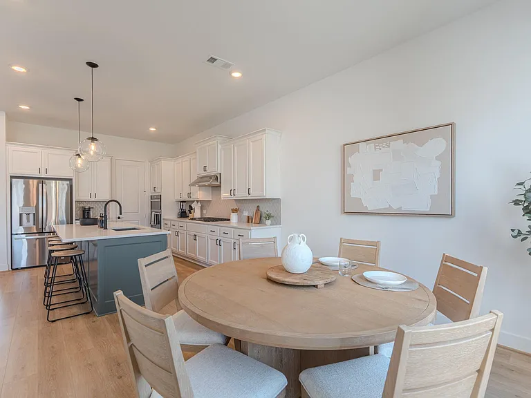 7142 Carriage Light Dr — Photo 20