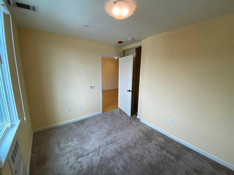 Addison Arts Apartments — Photo 58
