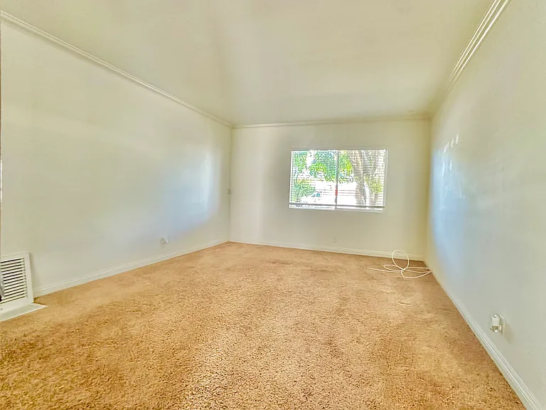 12216 Washington Pl — Photo 1