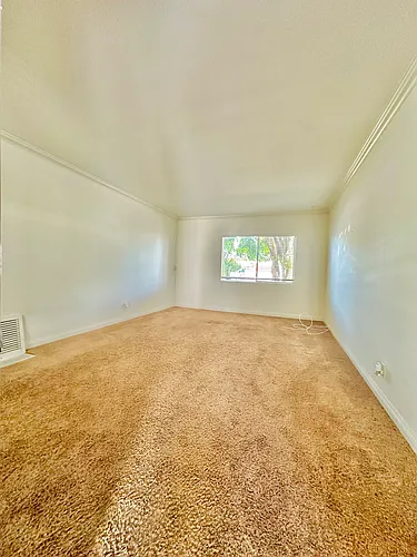 12216 Washington Pl Photo 1
