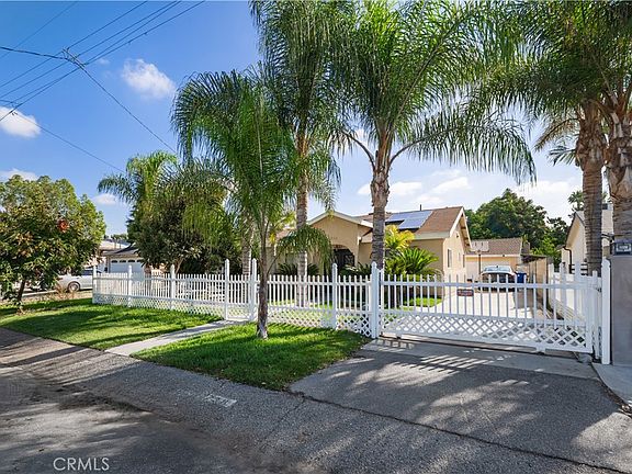 2nd image of 6238 Longridge Ave