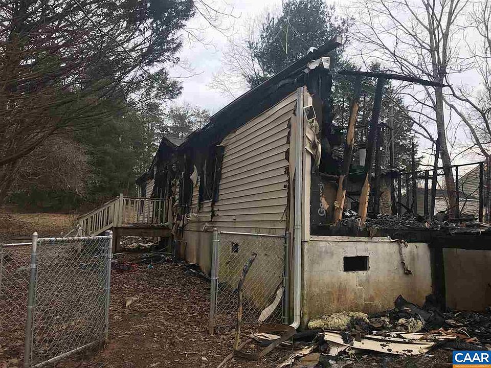 2nd image of 700 Jonquil Rd