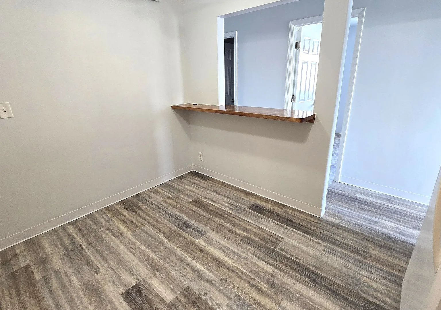 704 Vivian Street — Photo 2