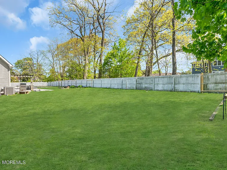 374.5 W Park Ave — Photo 21