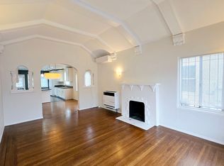 6833 Macarthur Blvd, Oakland, CA 94605