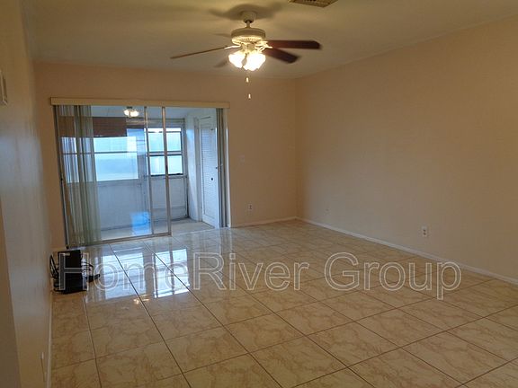 2nd image of 2940 Ashley Dr E APT D
