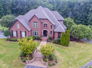 8192 Cavern Rd, Trussville, AL 35173