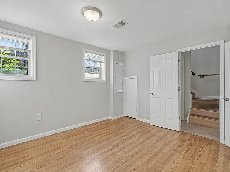 9625 Lindenbrook St — Photo 3