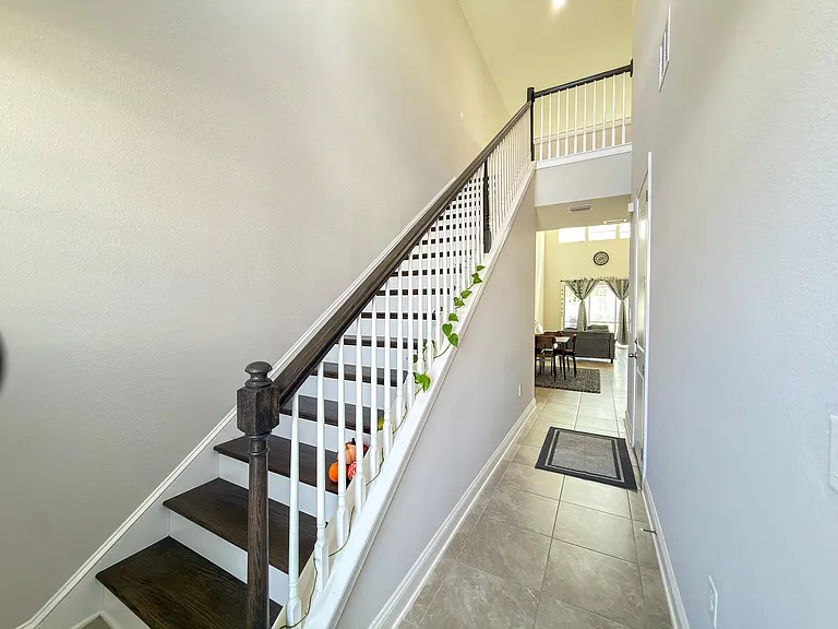 11368 Newtonian Blvd — Photo 3