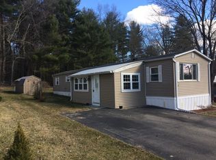 5 First St, Sturbridge, MA 01566