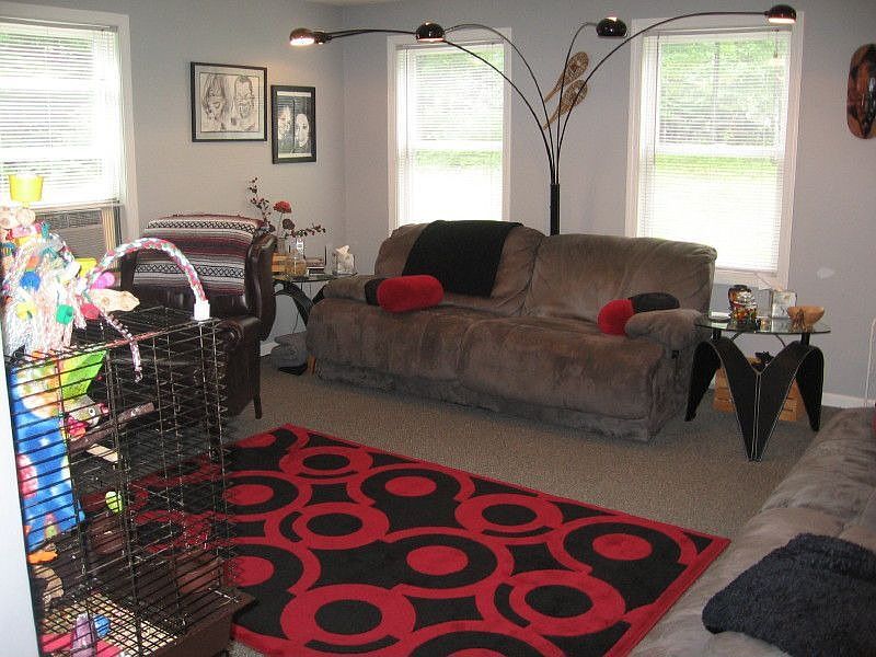 More sunny living room