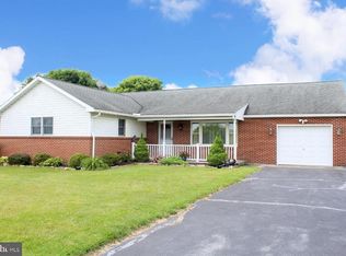 196 Bloserville Rd, Carlisle, PA 17015