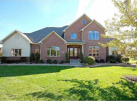 2nd image of 16421 Greenwich Dr