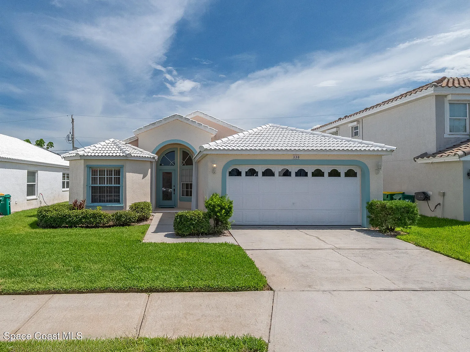 3 bed, 2.0 bath, 1565 sqft, $3,000 — Photo 1
