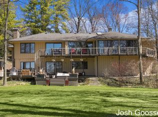 1901 Forest Shores Dr SE, Grand Rapids, MI 49546