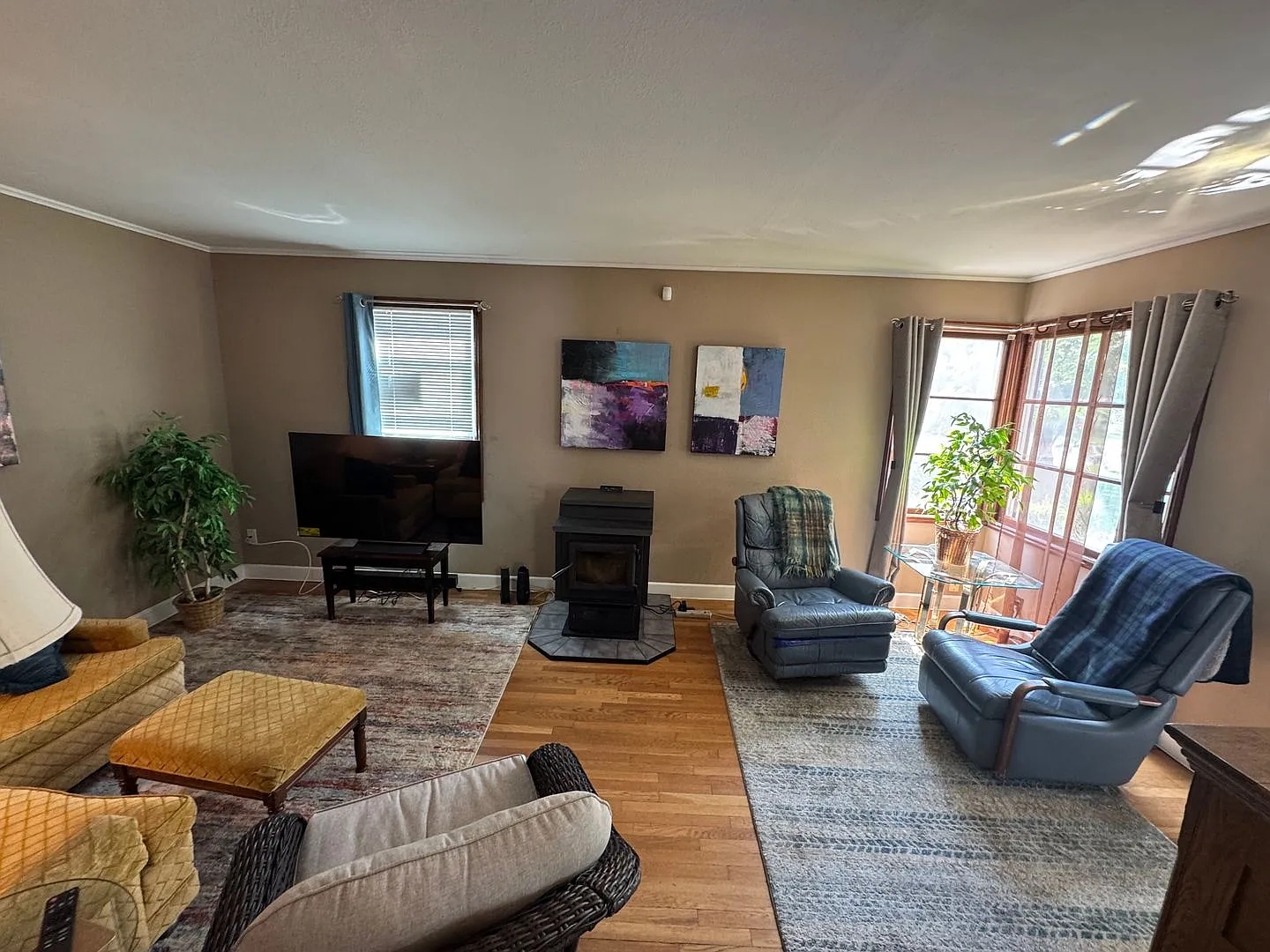 Non-Refundable & Security Deposit Total: $1550.00 — Photo 3