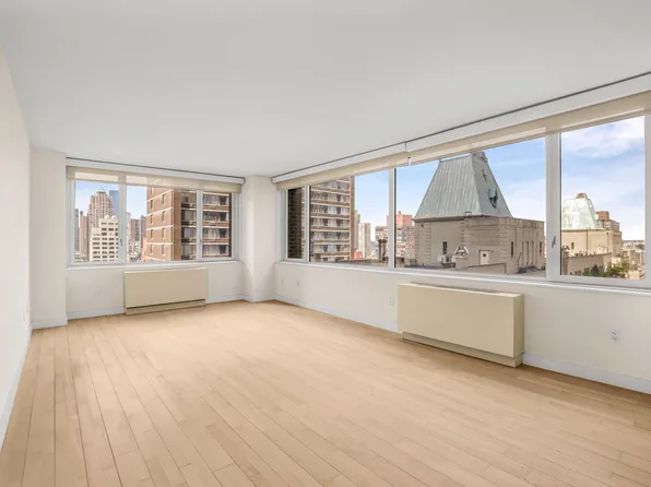 322 W 57th St, New York, NY