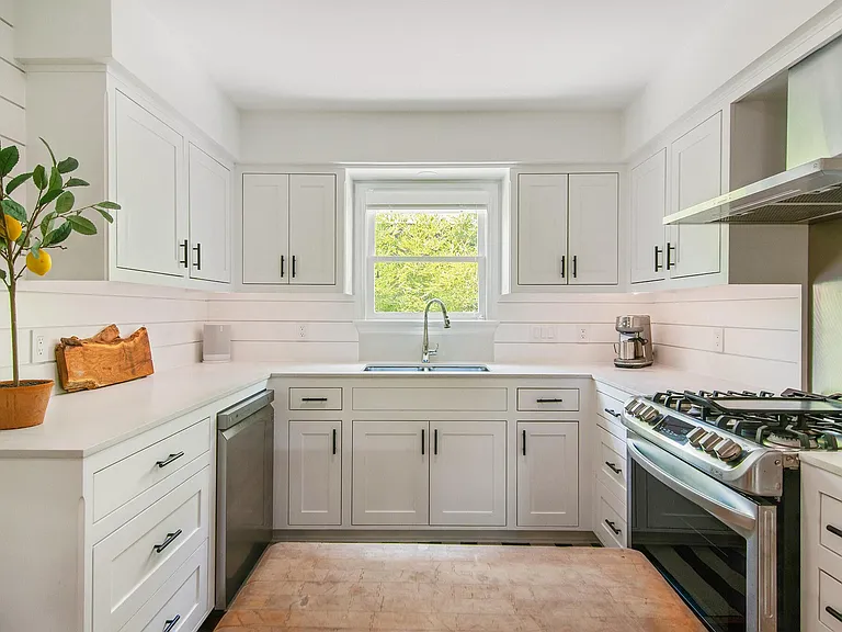 Kitchen with all new appliances.