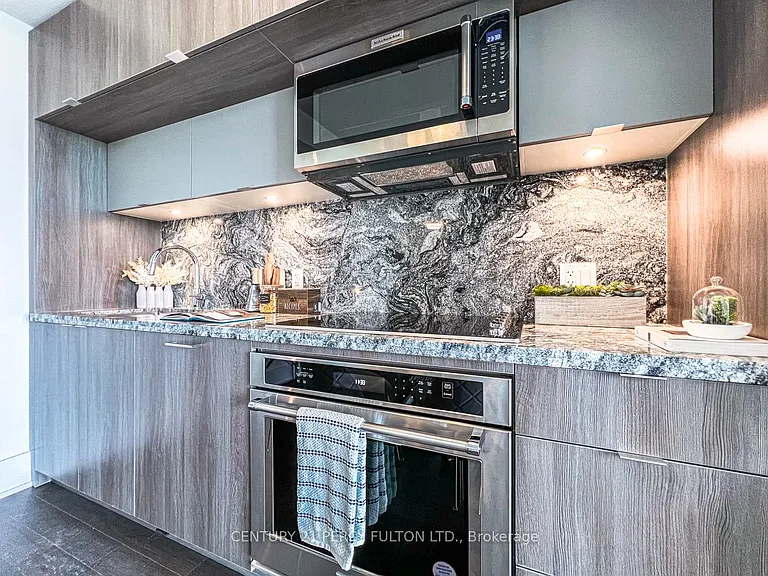 585 Bloor St E #3415 — Photo 5