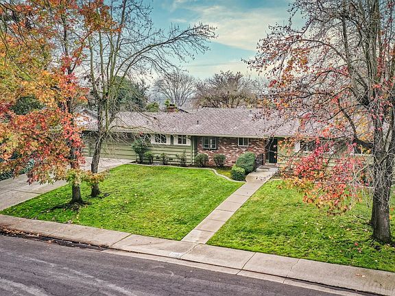 4th image of 7523 Park Woods Dr