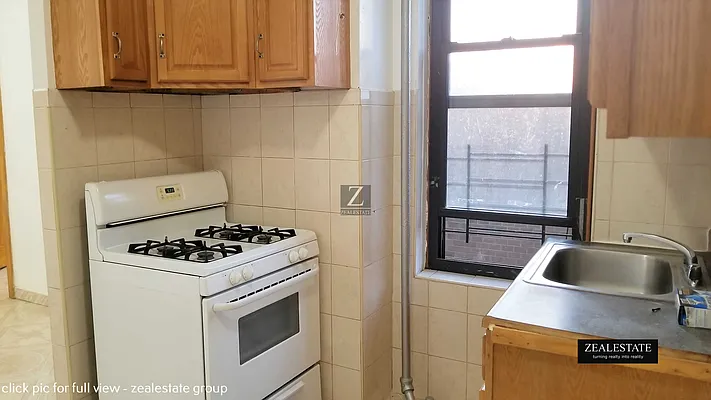 Rented by ZealEstate Group Inc | media 7