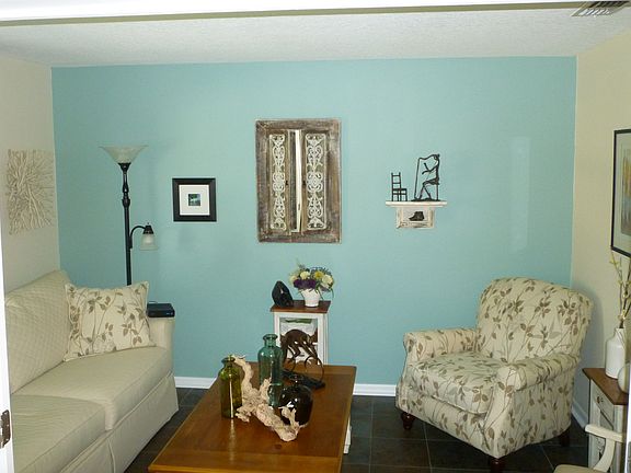 5th image of 13835 Phoenix Dr