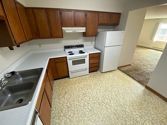 4th image of 731 S 12th St #12
