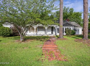 901 Smyrna Drive, Whiteville, NC 28472