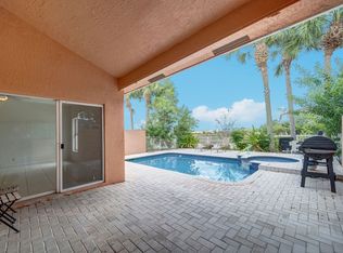 5653 NW 117th Ave, Coral Springs, FL 33076