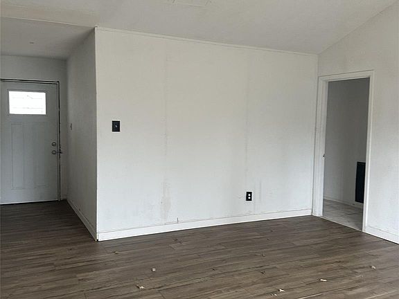2nd image of 4937 E Ridgecreek Dr