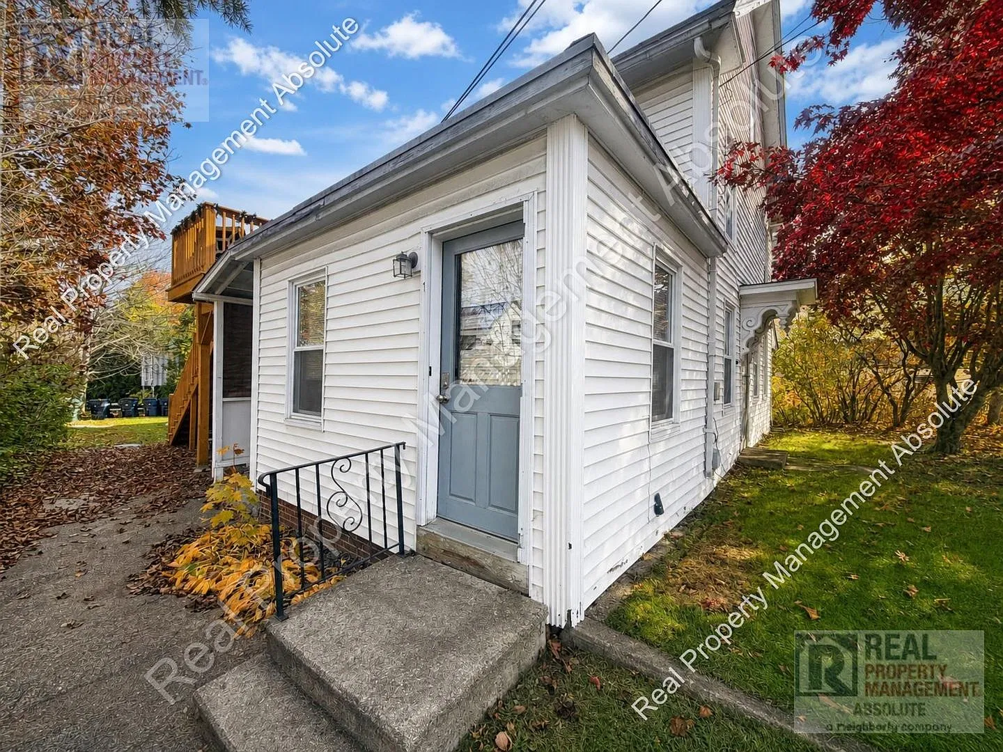 44 Main St — Photo 2