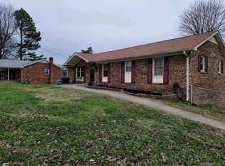 700 Lookout Dr, Columbia, TN 38401