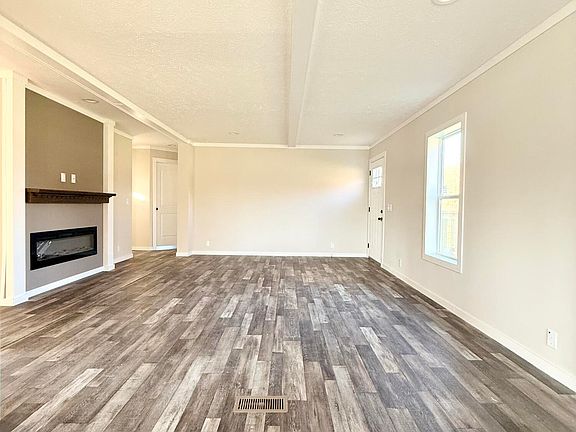 2nd image of 1135 Upper Brush Creek Rd