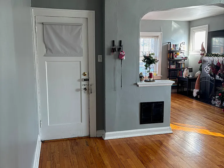 4800 Goethe Ave #1E — Photo 17
